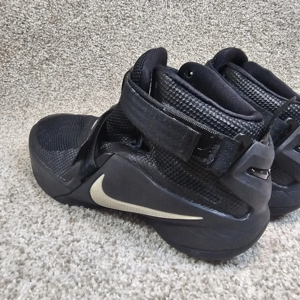 Nike lebron james